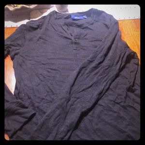 Men’s APT.9 long sleeve black shirt